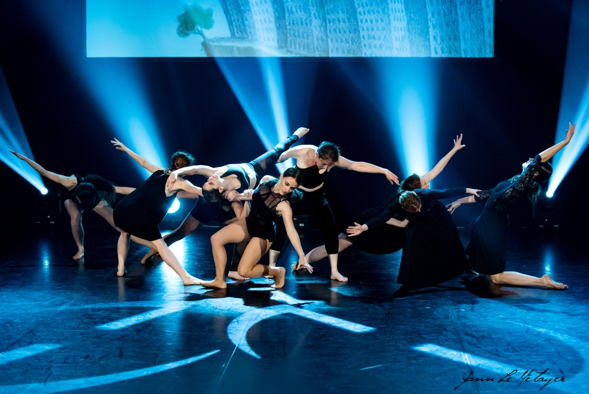 Photo 43 &ndash; élèves de l'école de danse